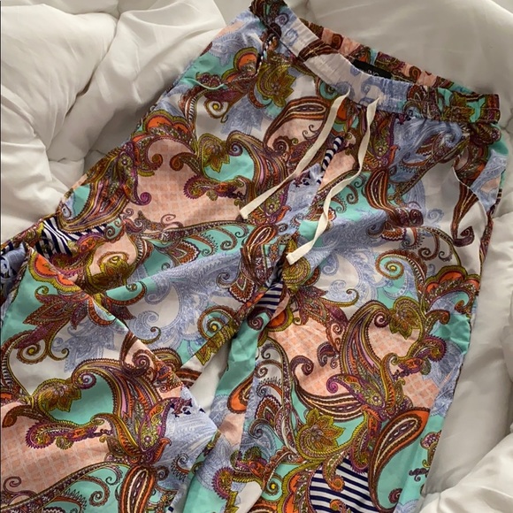 HIPPIE FLOWY BOTTOMS - Picture 1 of 2